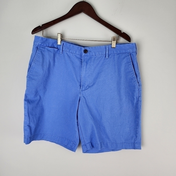 Land's End Men’s Traditional Fit Flat Front Shorts Size 38 - Picture 2 of 7